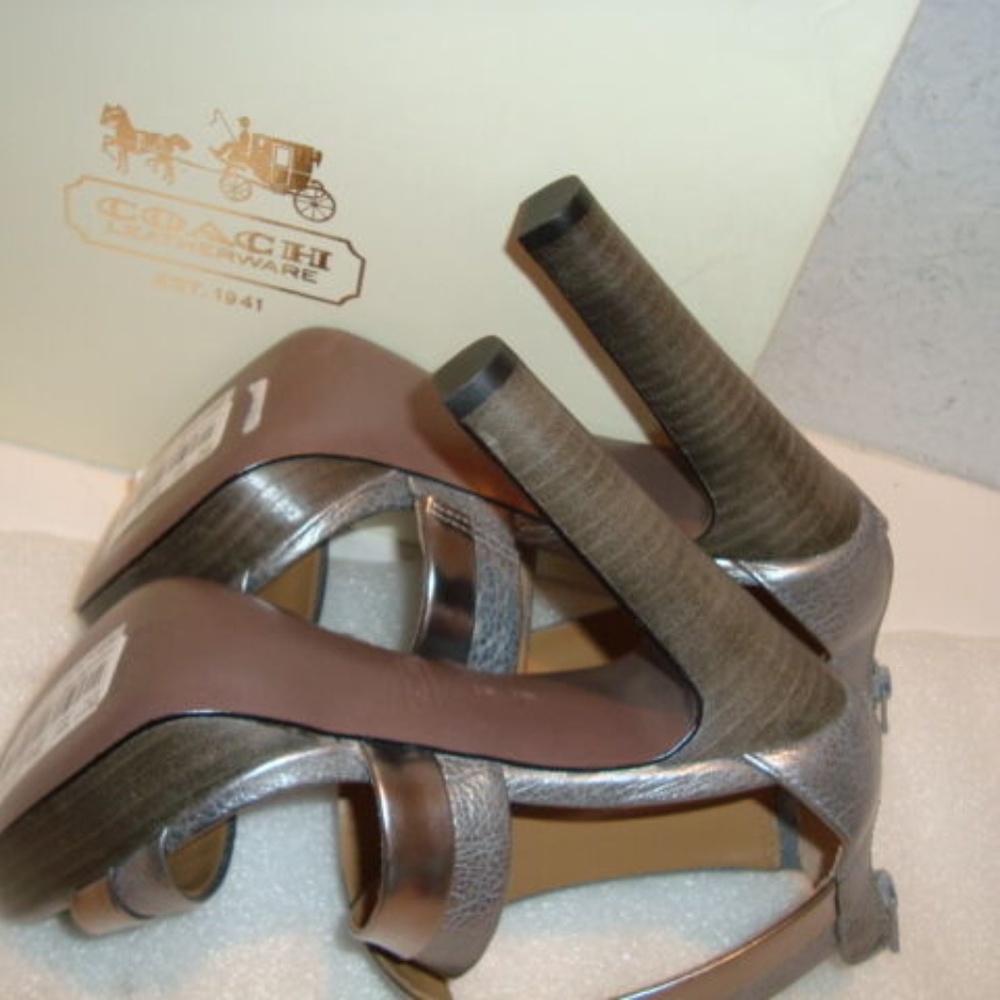 Coach Size 9.5 BRYNN Leather New Heeled Sandals - Picture 5 of 6